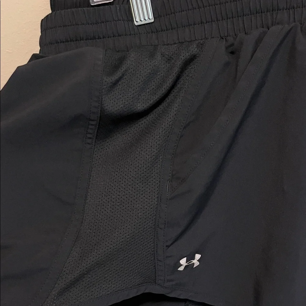 Under Armour Women's Athletic Black Shorts - Picture 4 of 4